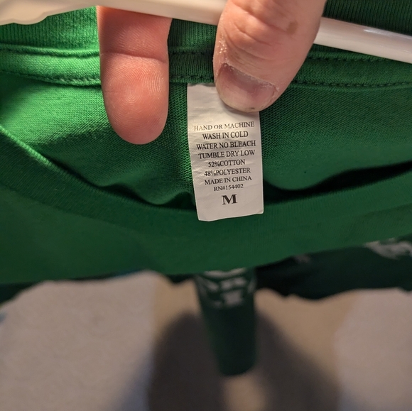 Men's Christmas sweater and Tee - Picture 6 of 6